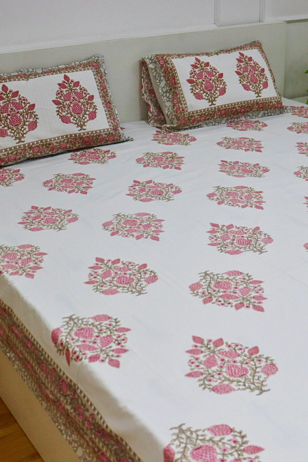 Anaar Handblock  Bedsheet for King Size