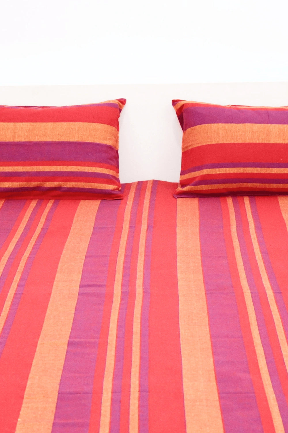 Handloom Cotton Bedsheet with Two Matching Pillow Covers | Handloom Certified