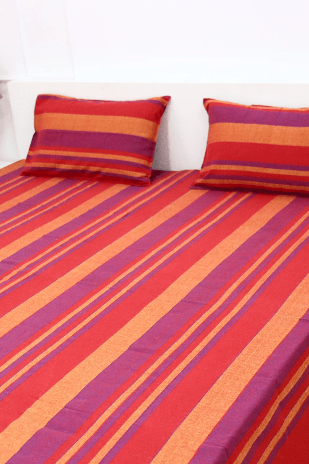 Handloom Cotton Bedsheet with Two Matching Pillow Covers | Handloom Certified