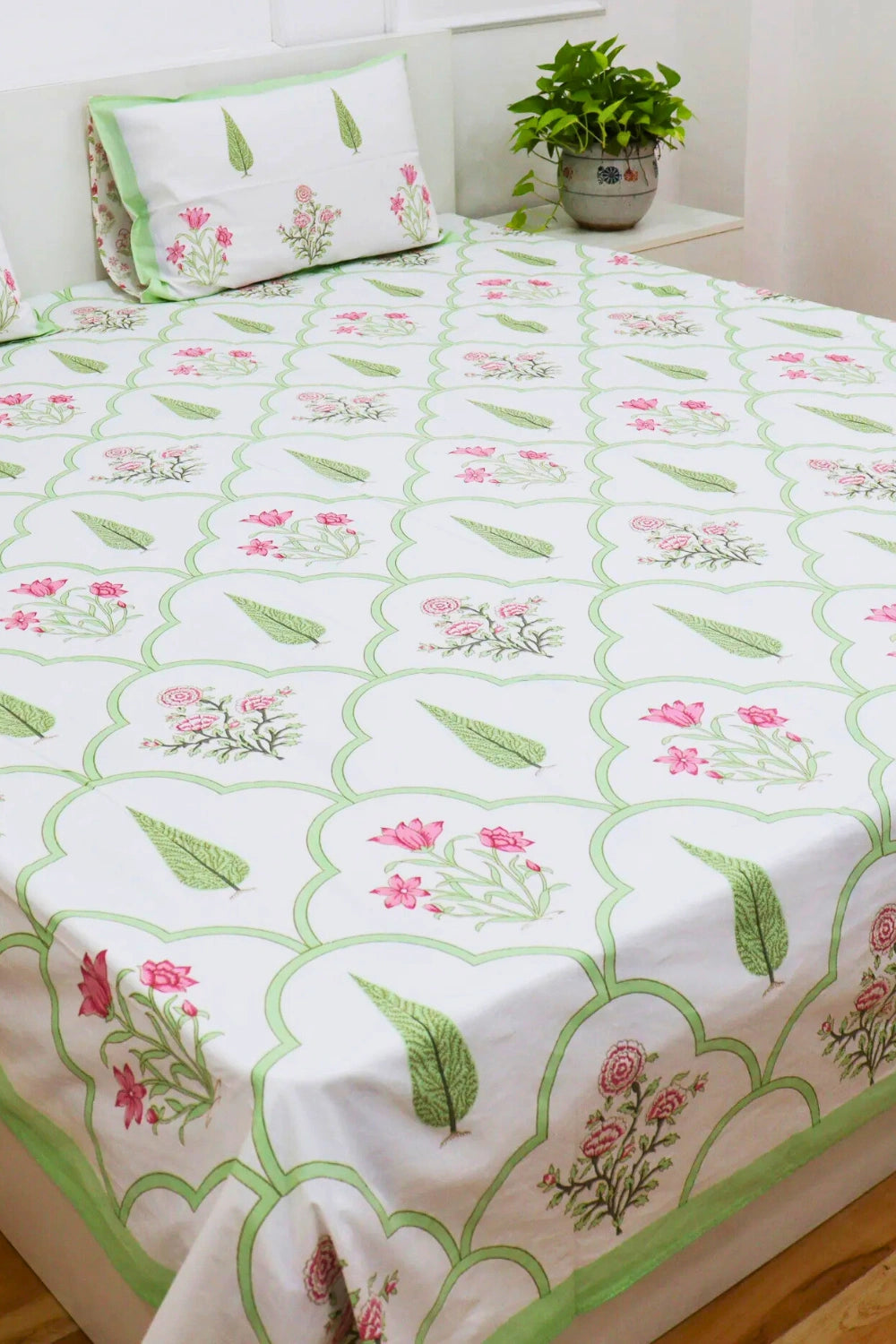 Pankhudi  Handblock  Bedsheet for King Size.