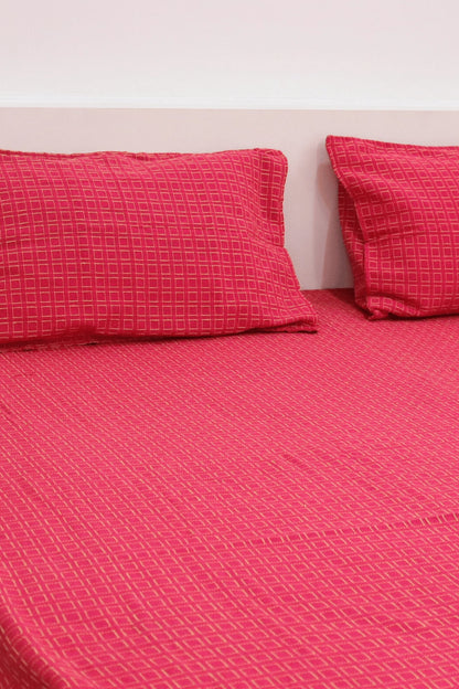 Premium Cotton Handloom Bedsheets | Bedcover  king Size  with two Pillow Covers Pink