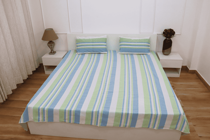 theindiglobal Premium Handloom Cotton bedsheet for double bed (90 X 100 Inches) with 2 Pillow Covers, Classic Lines, 210 Threadcount (Blue-Green)…