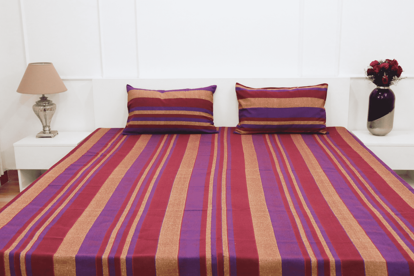 theindiglobal Premium Handloom Cotton bedsheet for Double Bed (90 X 100 Inches) with 2 Pillow Covers, Classic Lines, 210 Threadcount (Maroon & Purple)…