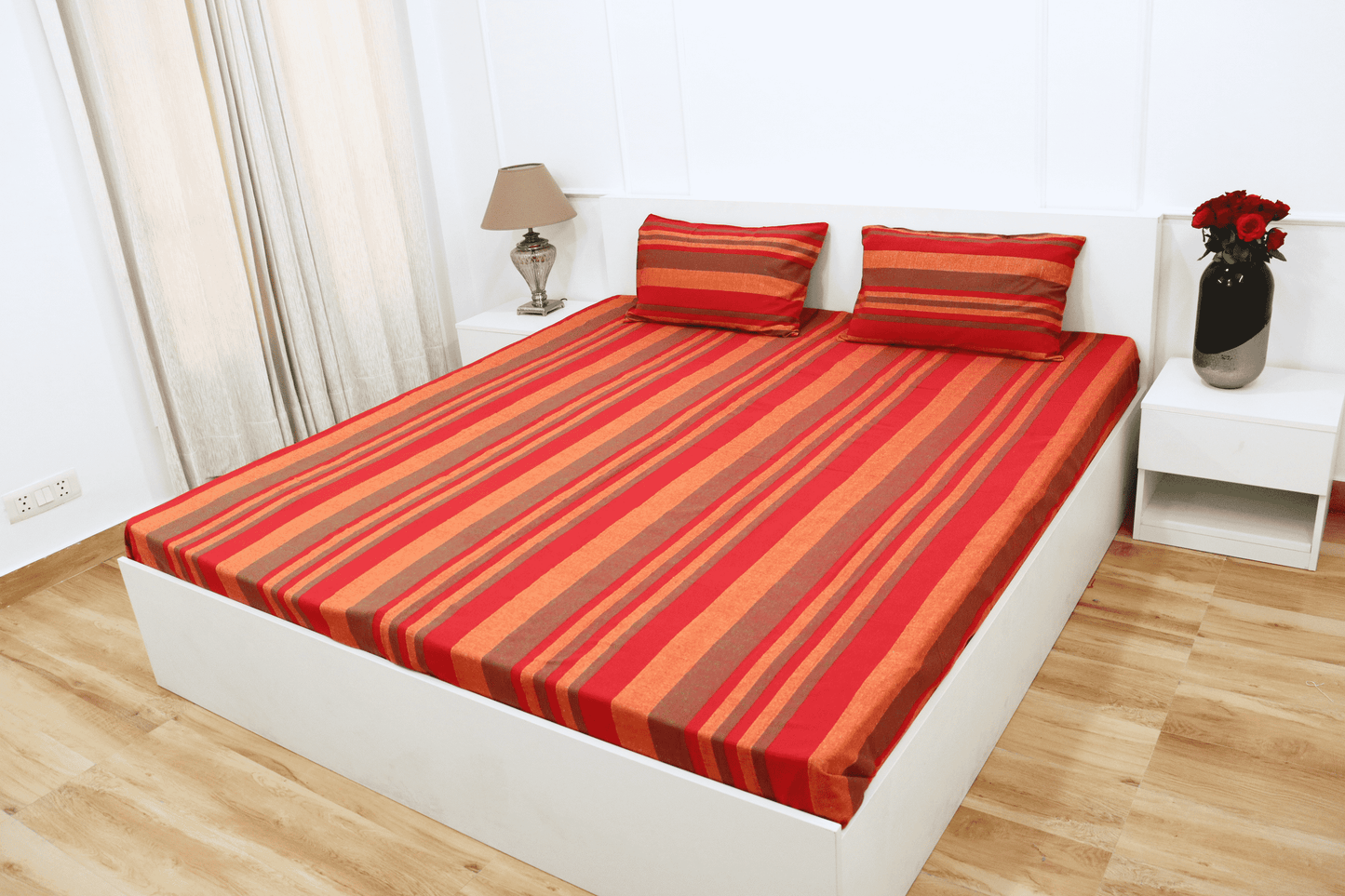 theindiglobal Premium Handloom Cotton bedsheet for double bed (90 X 100 Inches) with 2 Pillow Covers, Classic Lines, 210 Threadcount (Red)…