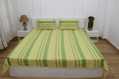 theindiglobal Premium Handloom Cotton bedsheet for double bed (90 X 100 Inches) with 2 Pillow Covers, Classic Lines, 210 Threadcount (Yellow & Green)…