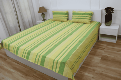 theindiglobal Premium Handloom Cotton bedsheet for double bed (90 X 100 Inches) with 2 Pillow Covers, Classic Lines, 210 Threadcount (Yellow & Green)…