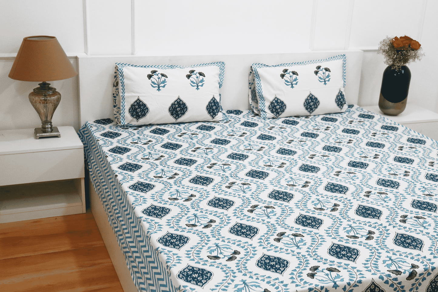 theindiglobal Handprinted Cotton bedsheet for Double bed (90 X 100 Inches) with 2 Reversible Pillow Covers, Mughal Garden, 210 Threadcount (Blue)…