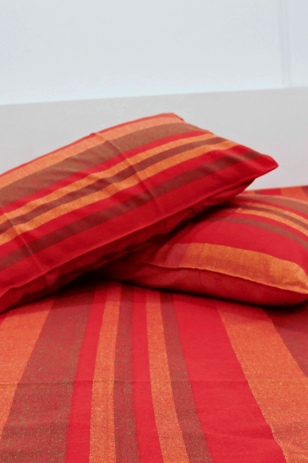 Handloom Cotton Bedsheet for king size bed