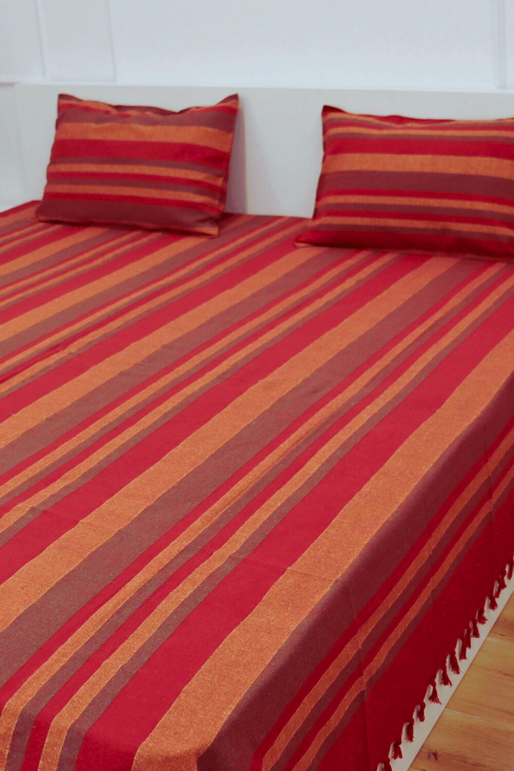 Handloom Cotton Bedsheet for king size bed